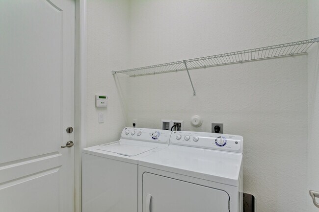 Building Photo - 4535 Gulf Sounds Ln