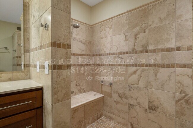 Building Photo - 101 Graybridge Rd