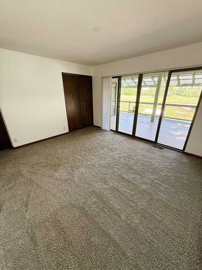 Building Photo - 3956 Orchard Heights Rd NW