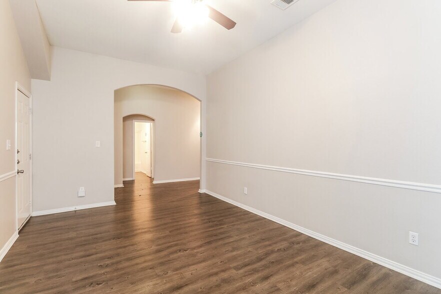 Building Photo - 9308 Cynthia Ct