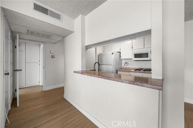 Building Photo - 401 La Fayette Park Pl