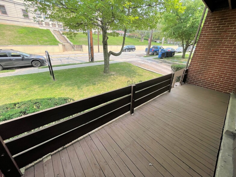 Building Photo - 6350 Forward Ave