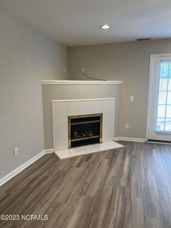 Building Photo - 4215 Williamsbrook Ln