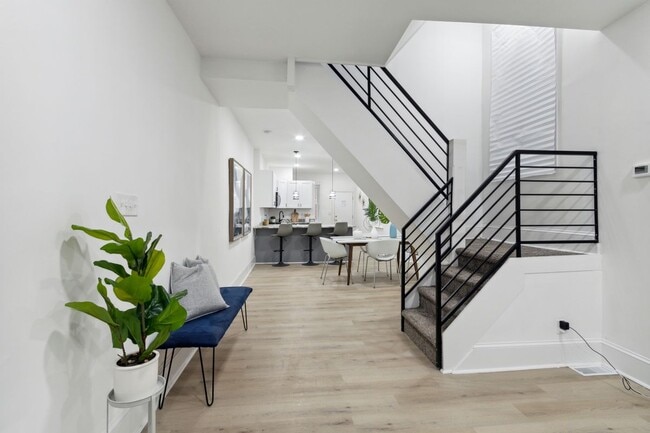 Building Photo - 6202 Callowhill St