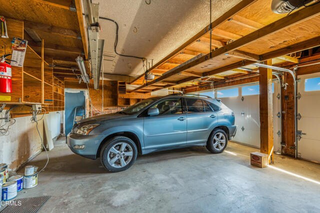 Building Photo - 327 Bethany St