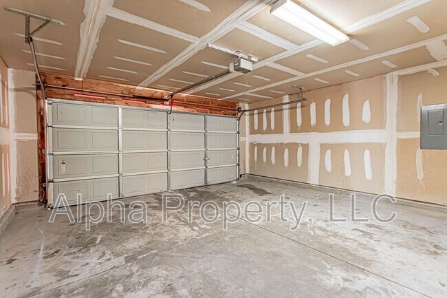 Building Photo - 3 Glassglenn Dr