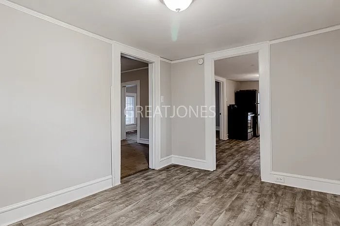 Building Photo - 204 Woodside Ave