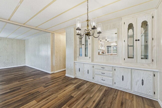 Building Photo - WEST WINDS ESTATES 55+ COMMUNITY