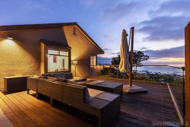 Building Photo - 8496 Westway Dr