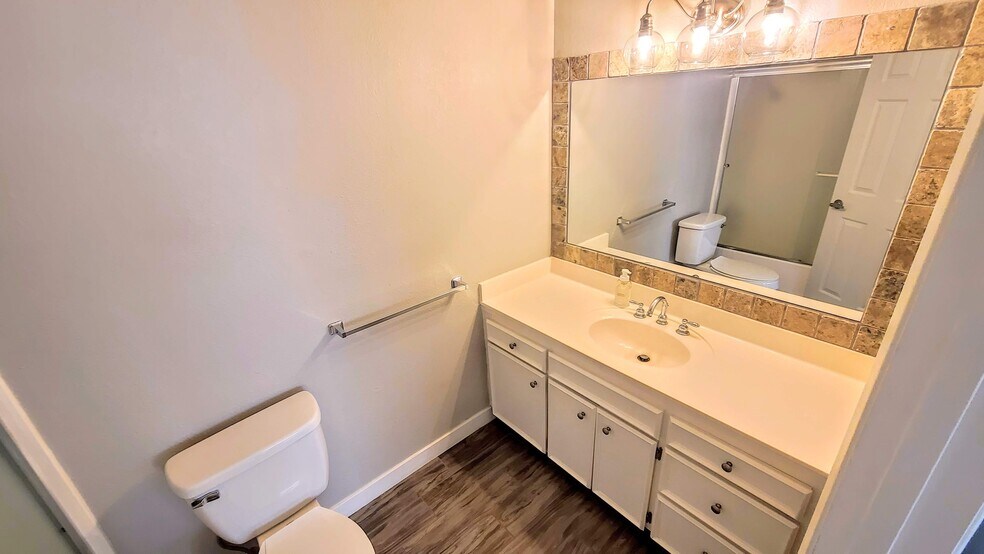 Building Photo - 3767 Kicking Horse Dr