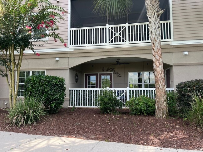 Building Photo - First Floor Condo at Bridgepointe - Beauti...