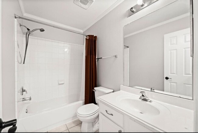 Building Photo - 26 Musgrove Pl