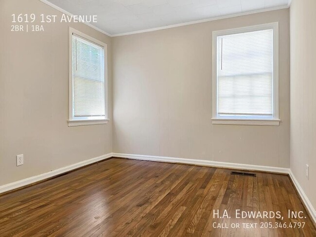 Building Photo - 1619 1st Ave