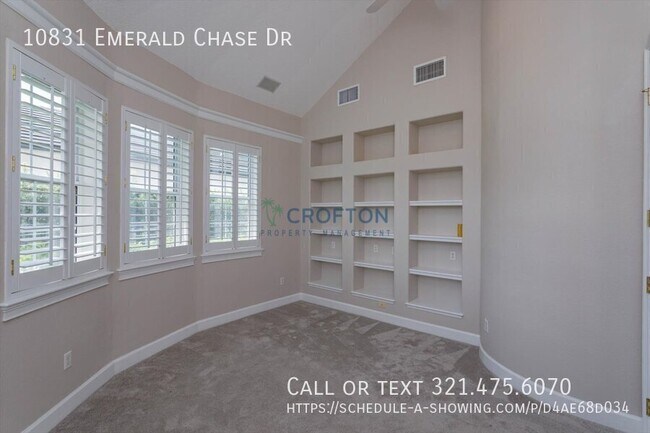 Building Photo - 10831 Emerald Chase Dr