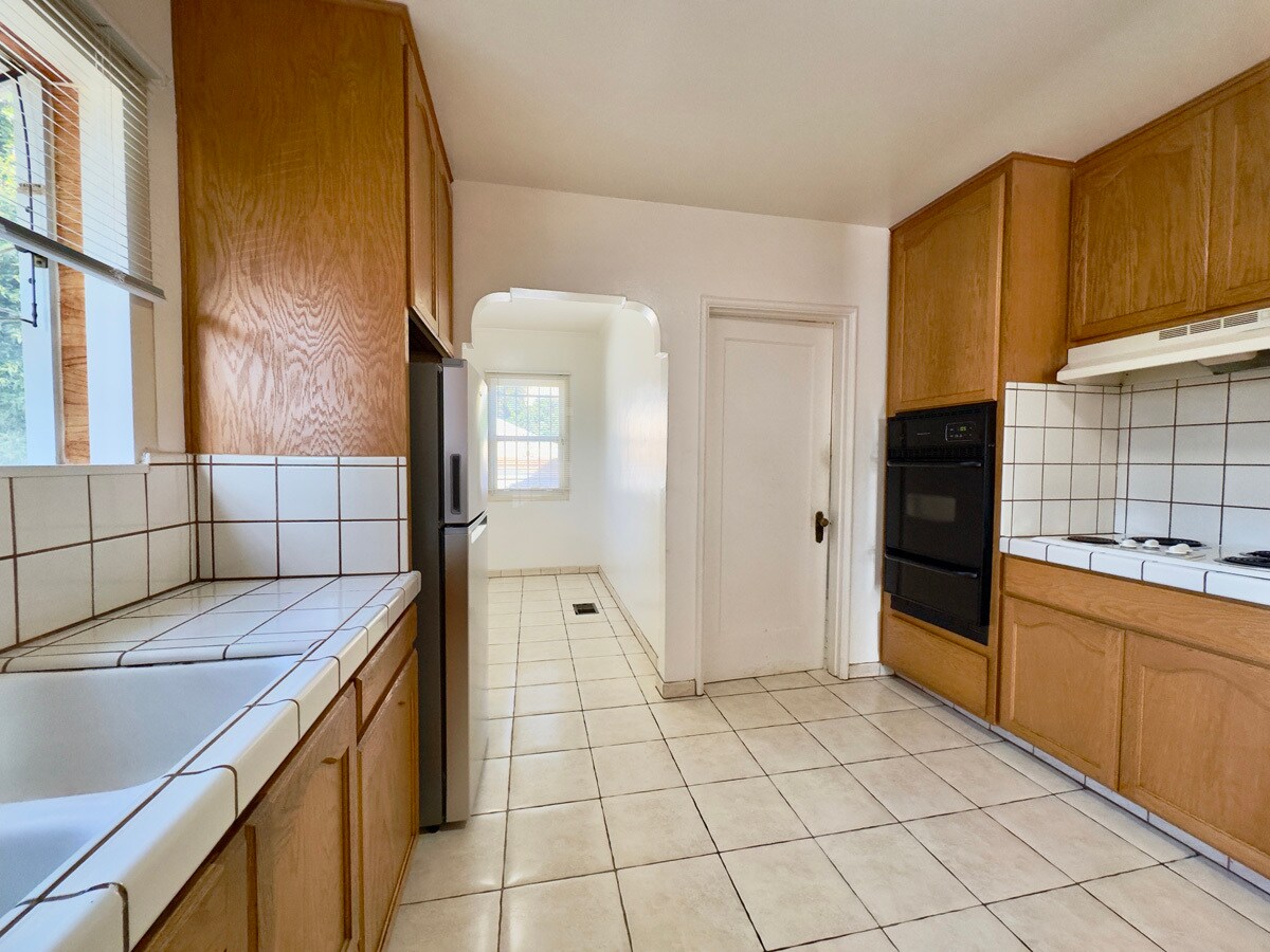 Building Photo - 2307 107th Ave