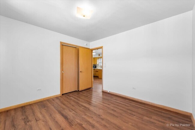 Building Photo - 2424 N 77th Ct