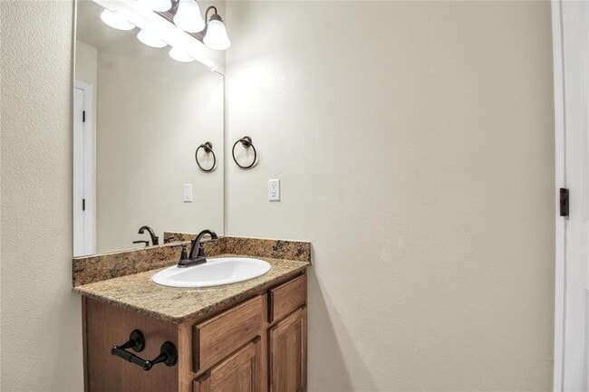 Building Photo - 109 Calvin Smith Ln.