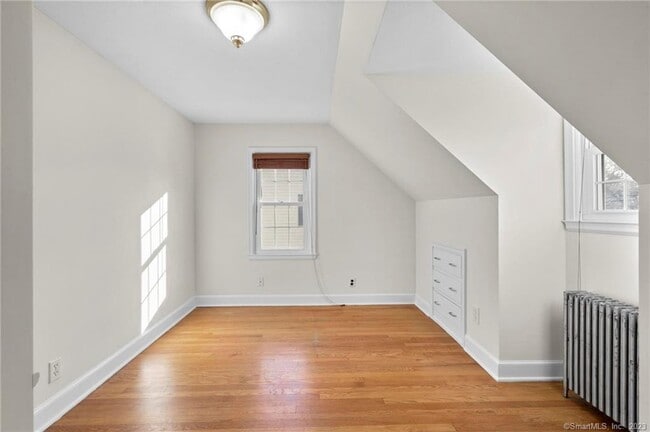 Building Photo - 87 Sylvan Rd