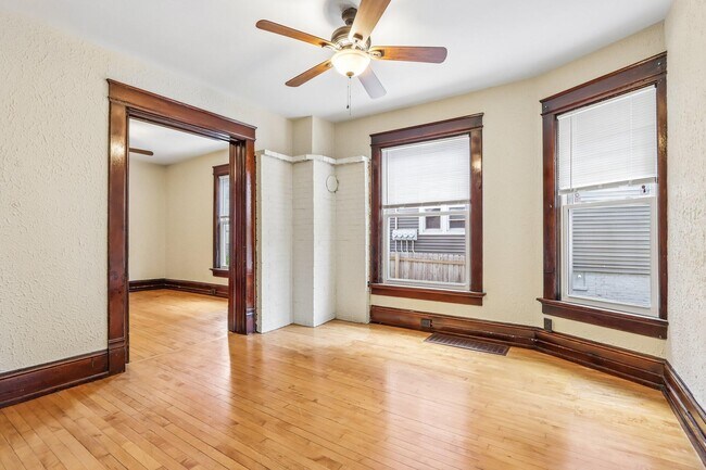 Building Photo - 1660 N Marshall St
