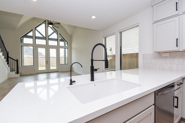 Building Photo - 21527 Sand Fringepod Wy