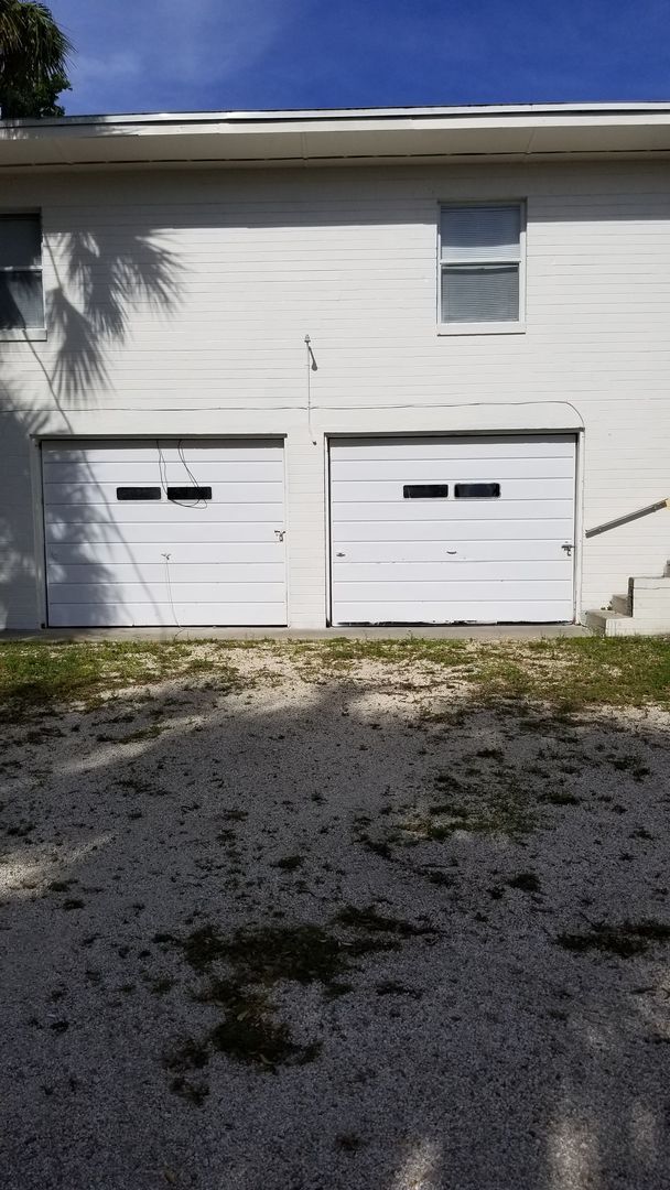 Building Photo - Daytona Beach Duplex - 2 Bed 1 Bath 1 Car ...