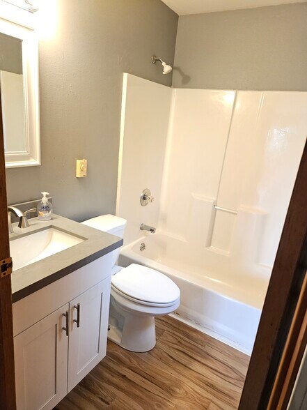 Building Photo - 60 East Falls Place