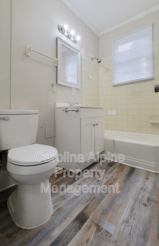 Building Photo - 1204 Asheboro St