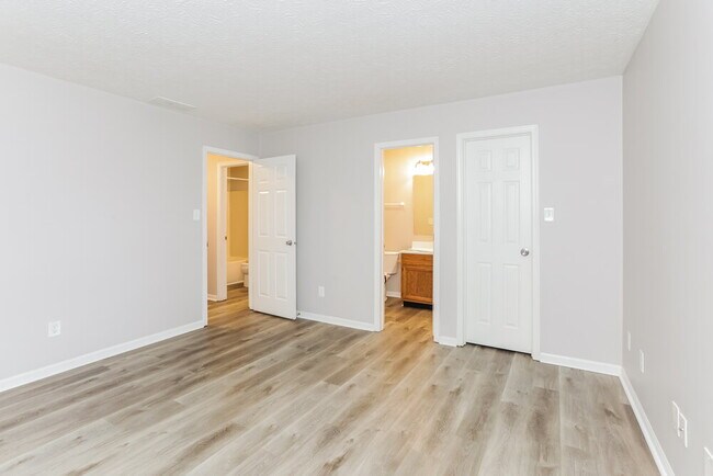 Building Photo - 6337 Cooperstone Ct