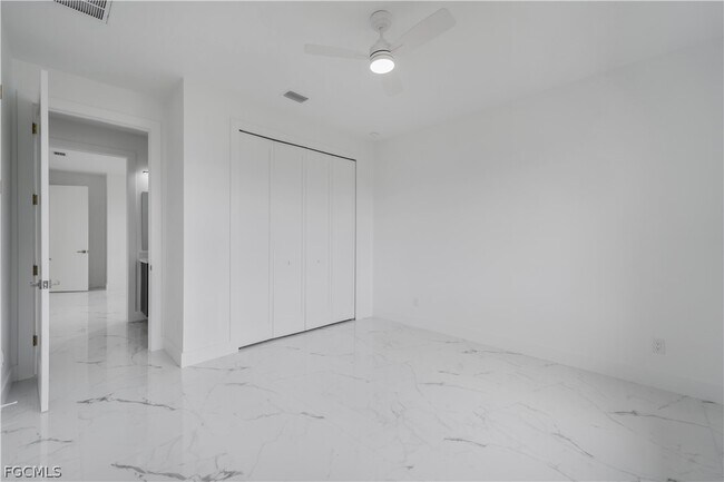 Building Photo - 2721 NW 41st Ave