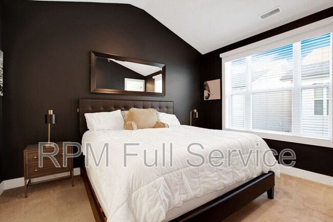 Building Photo - 508 Vernon Cir