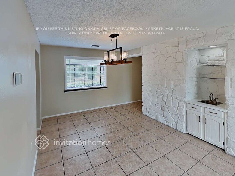 Building Photo - 2815 Concord Rd