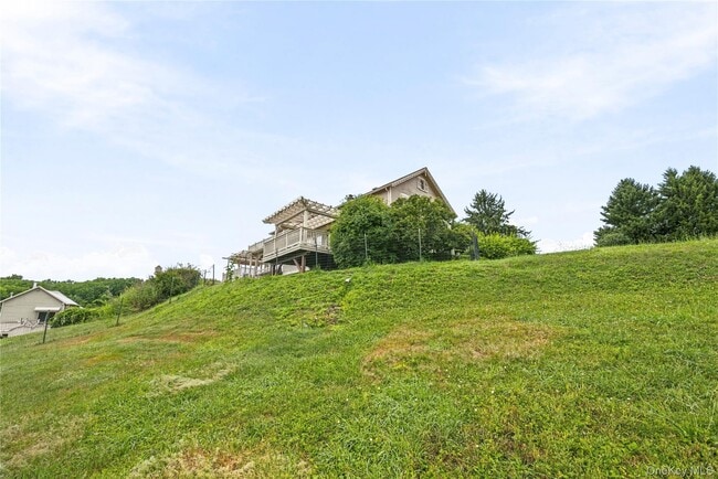 Building Photo - 35 Milburn Rd