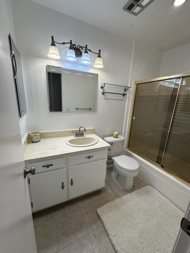 Bathroom/Shower - 1436 Ramona Dr