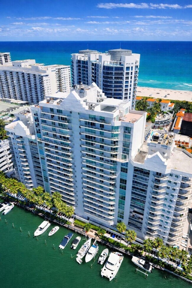 Building Photo - 5900 Collins Ave