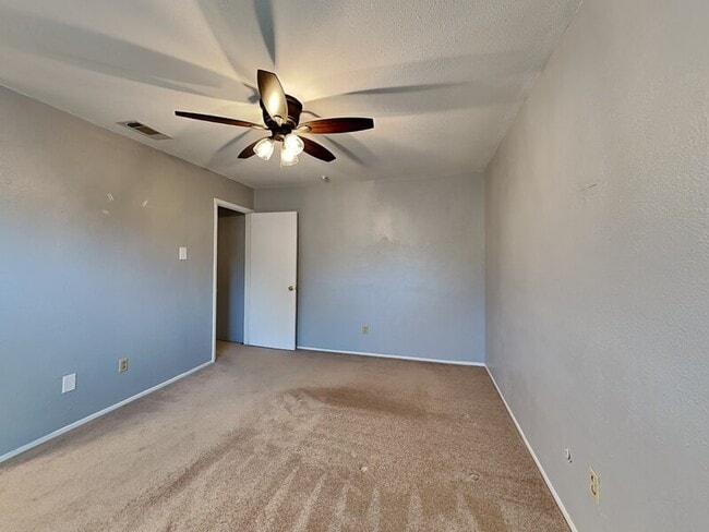 Building Photo - 740 Intrepid Dr