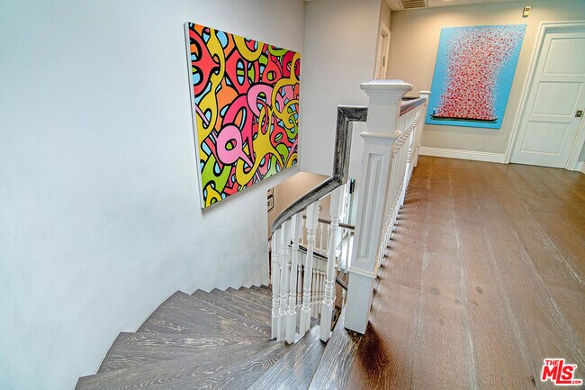 Building Photo - 9145 Sawyer St