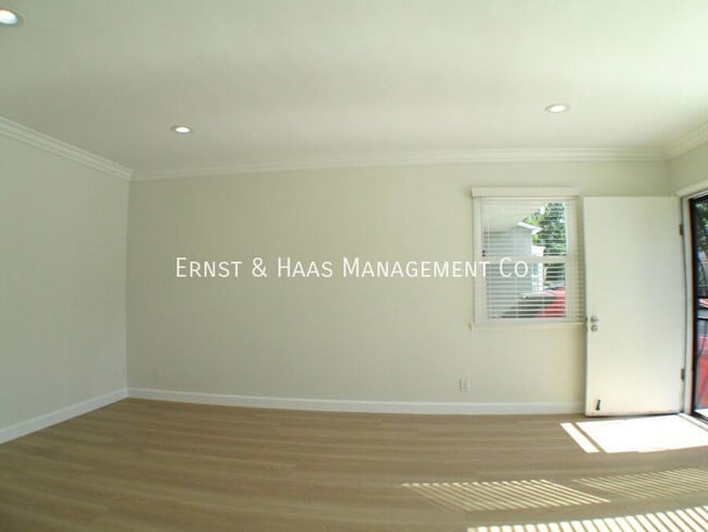 Building Photo - 5119 Elm Ave