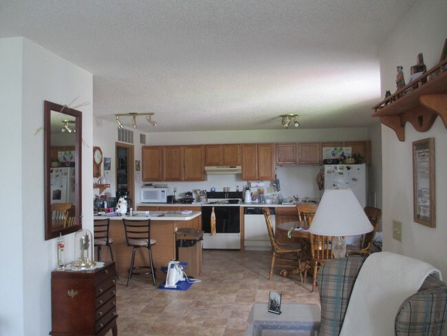 Building Photo - Osceola Villas