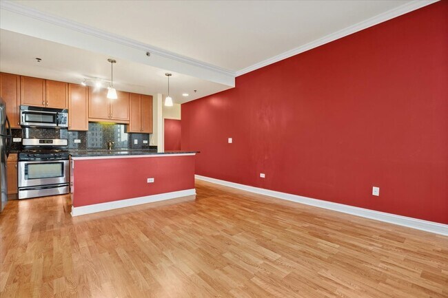 Building Photo - 1400 S Michigan Ave