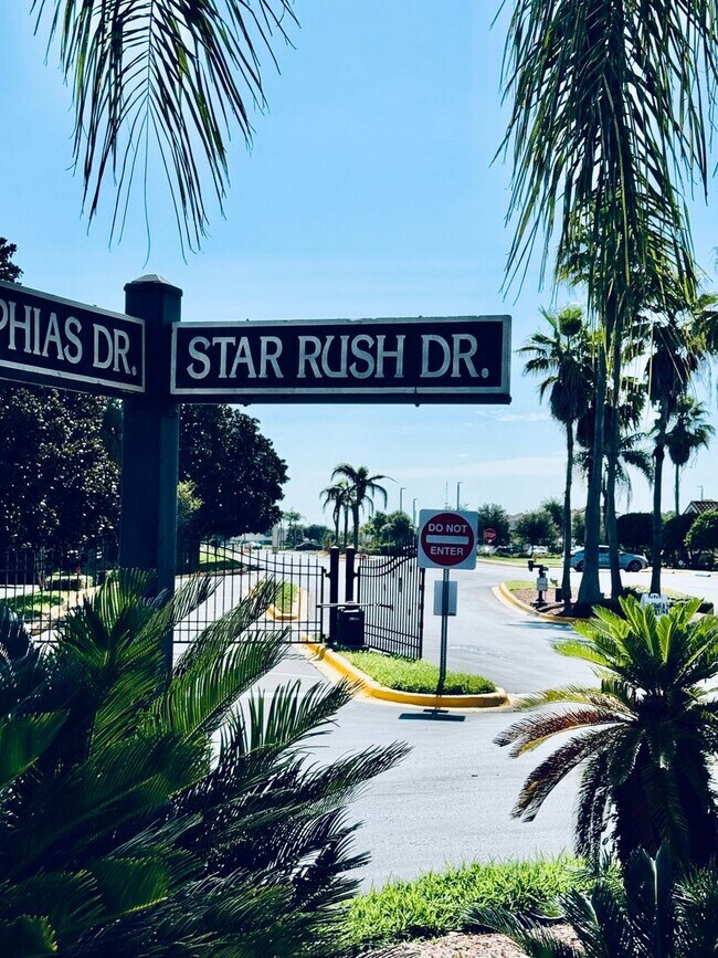 Building Photo - 2 Bed/2 Bath Condo with Garage in Lakes at Viera East