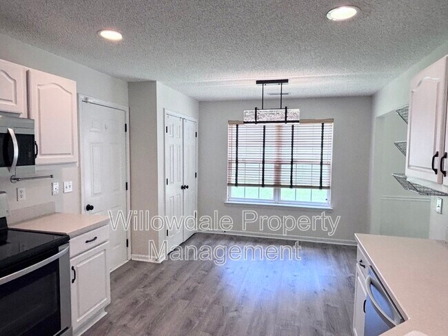 Building Photo - 108 Sturminster Dr