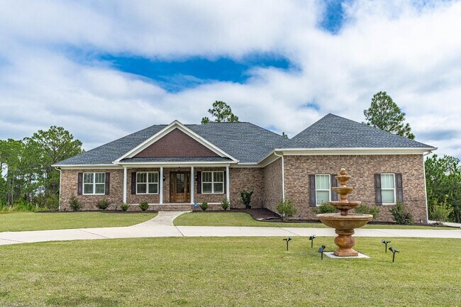 Building Photo - 213 Yellow Jasmine Dr