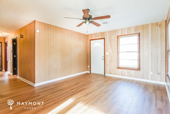 Building Photo - 211 Griffin Cir