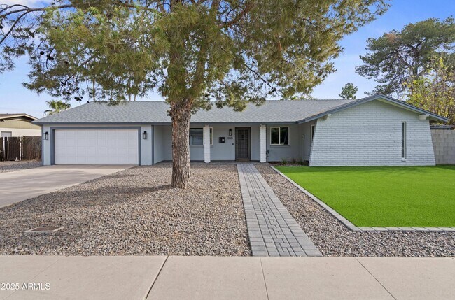 Building Photo - 11615 N 30th St