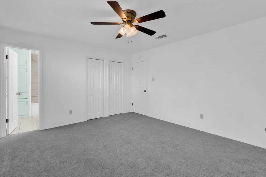 Building Photo - 2913 Pearl St