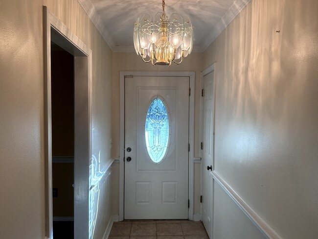 Building Photo - 405 Harvest Dr