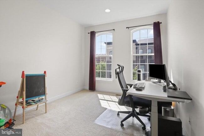 Building Photo - 42336 Zebulon Sq