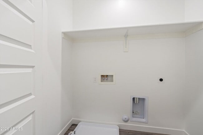 Building Photo - 1642 E Monte Vista Rd