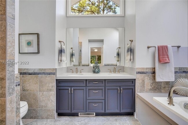 Building Photo - 66 Shell Ring Rd