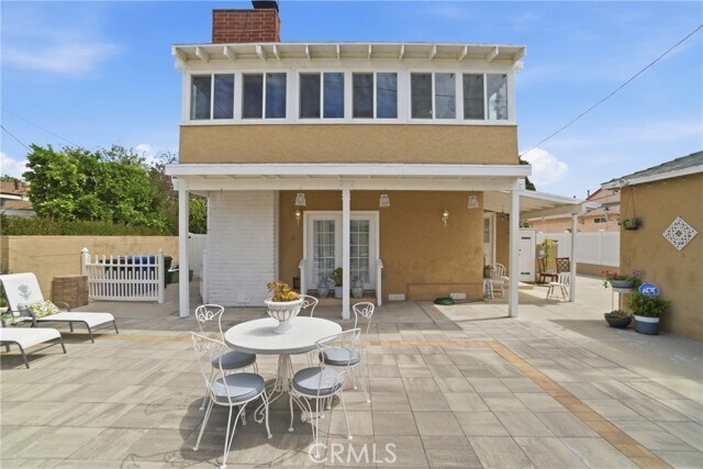 Building Photo - 6139 Jamieson Ave